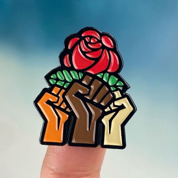 BLM Unity Fists Enamel Pin/ Brooch Lapel - Picture 1 of 6